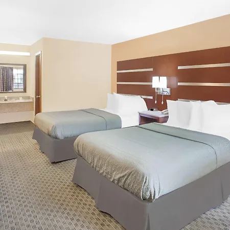 Days Inn By Wyndham Fayetteville Esterno foto